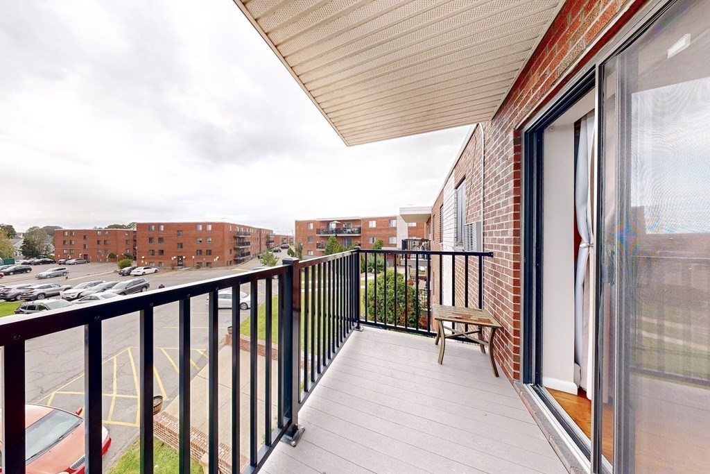 1100 Governors Drive, Winthrop, Massachusetts, 2 Bedrooms Bedrooms, 2 Rooms Rooms,1 BathroomBathrooms,Residential Lease,For Rent,Governors Drive,73477647