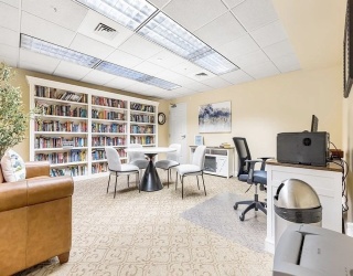 38 Village Rd, Middleton, Massachusetts, 2 Bedrooms Bedrooms, 6 Rooms Rooms,2 BathroomsBathrooms,Residential,For Sale,Village Rd,73477699