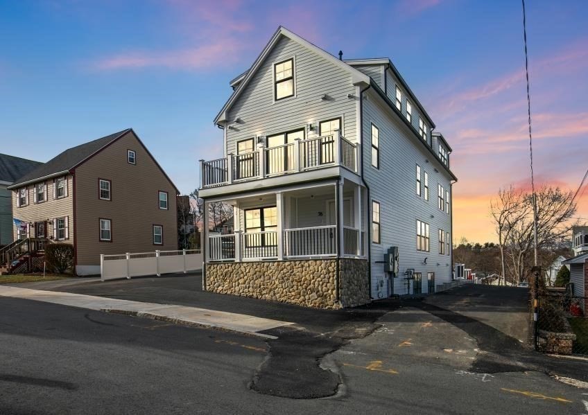 76 Granville Ave., Malden, Massachusetts, 2 Bedrooms Bedrooms, 4 Rooms Rooms,2.5 BathroomsBathrooms,Residential Lease,For Rent,Granville Ave.,73477706