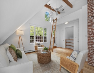 87 Holworthy St, Cambridge, Massachusetts, 1 Bedroom Bedrooms, 5 Rooms Rooms,1 BathroomBathrooms,Residential,For Sale,Holworthy St,73477711