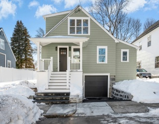 68 Carroll St, Boston, Massachusetts, 3 Bedrooms Bedrooms, 9 Rooms Rooms,3.5 BathroomsBathrooms,Residential,For Sale,Carroll St,73477727