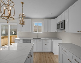 25 Lebanon St, Fall River, Massachusetts, 3 Bedrooms Bedrooms, 6 Rooms Rooms,2.5 BathroomsBathrooms,Residential,For Sale,Lebanon St,73477795