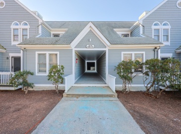 43 Fairway Ln, Blackstone, Massachusetts, 2 Bedrooms Bedrooms, 4 Rooms Rooms,1 BathroomBathrooms,Residential,For Sale,Fairway Ln,73465169