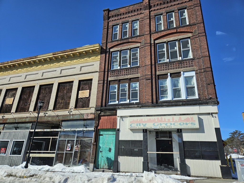 445-447 High St, Holyoke, Massachusetts, ,Commercial Sale,For Sale,High St,73477924