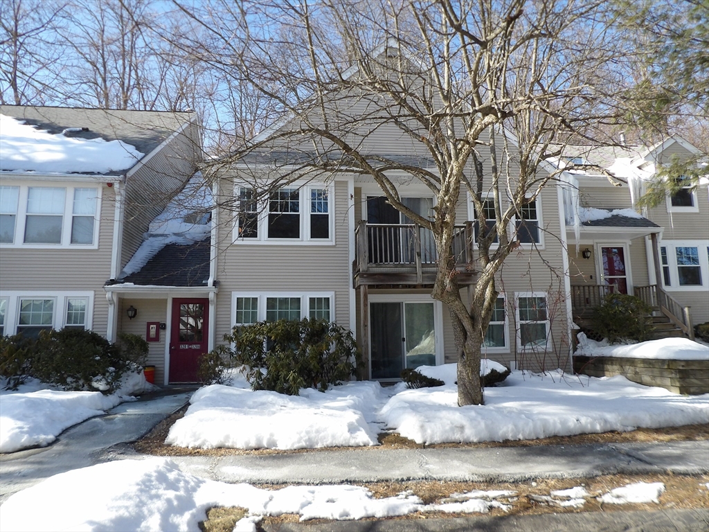 3205 Halcyon Dr, Worcester, Massachusetts, 1 Bedroom Bedrooms, 3 Rooms Rooms,1 BathroomBathrooms,Residential,For Sale,Halcyon Dr,73477946