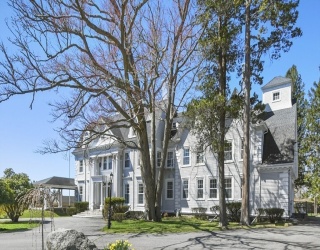 824 Tucker Rd, Dartmouth, Massachusetts, 14 Bedrooms Bedrooms, 20 Rooms Rooms,11.5 BathroomsBathrooms,Residential,For Sale,Tucker Rd,73477947