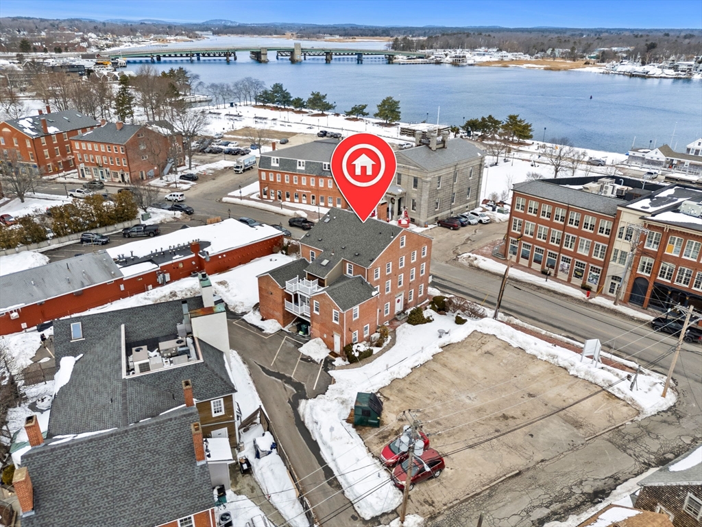 30-32 Water St, Newburyport, Massachusetts, ,Commercial Sale,For Sale,Water St,73477963
