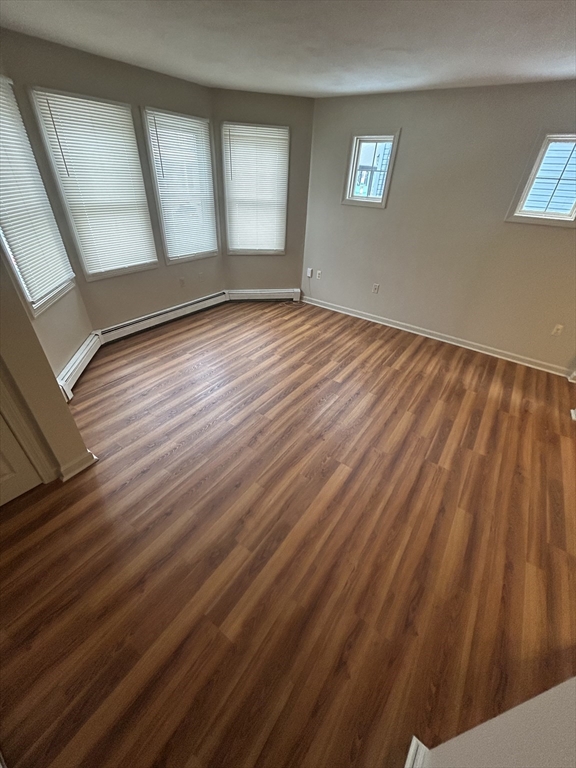14 Ferndale Street, Boston, Massachusetts, 3 Bedrooms Bedrooms, 7 Rooms Rooms,2 BathroomsBathrooms,Residential Lease,For Rent,Ferndale Street,73477949