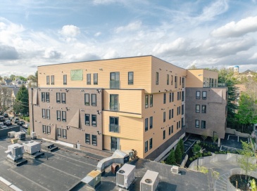 9 Central St, Somerville, Massachusetts, 1 Bedroom Bedrooms, 3 Rooms Rooms,1 BathroomBathrooms,Residential Lease,For Rent,Central St,73478039