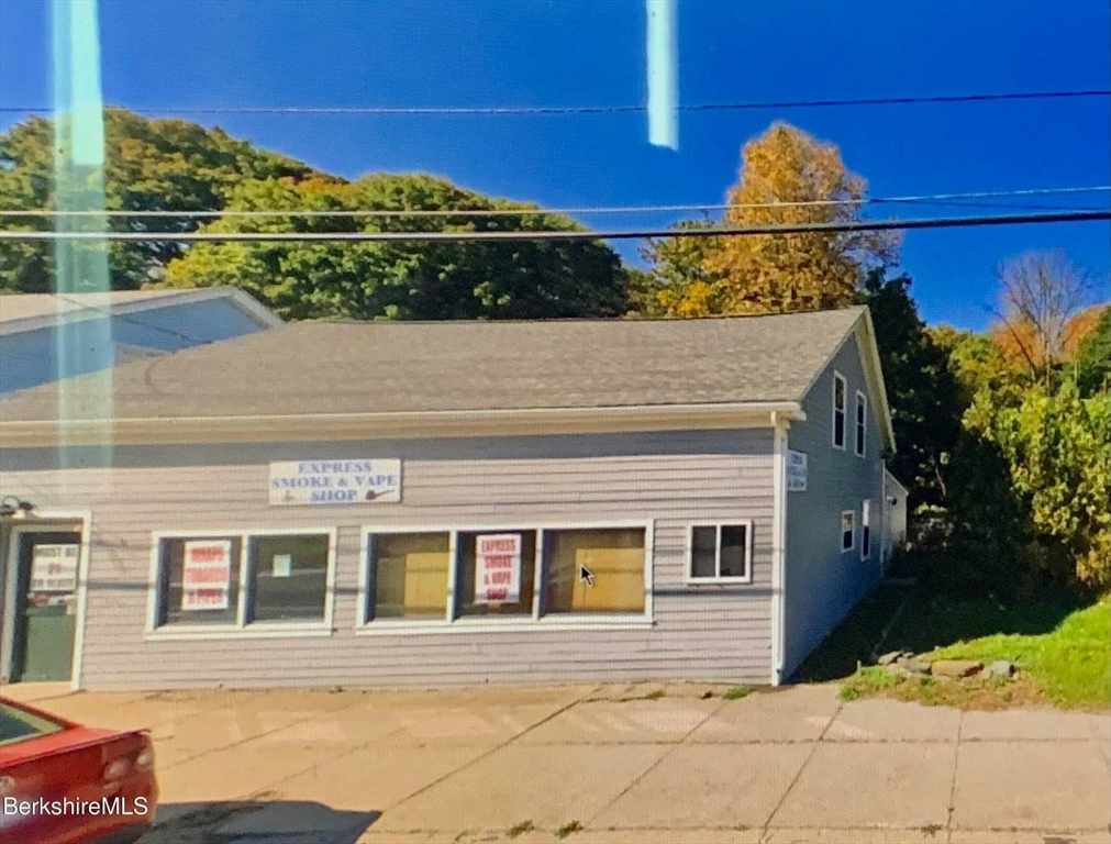 56-58 Columbia Street, Adams, Massachusetts, ,Commercial Sale,For Sale,Columbia Street,73362526