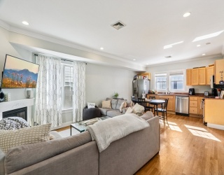 108 Emerson St, Boston, Massachusetts, 3 Bedrooms Bedrooms, 6 Rooms Rooms,3 BathroomsBathrooms,Residential,For Sale,Emerson St,73478253