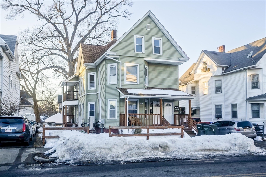 202 Oakland St, Springfield, Massachusetts, 8 Bedrooms Bedrooms, 14 Rooms Rooms,3 BathroomsBathrooms,Residential Income,For Sale,Oakland St,73478229