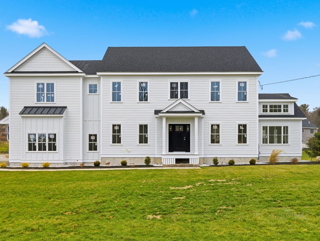 252 Concord Rd, Westford, Massachusetts, 4 Bedrooms Bedrooms, 9 Rooms Rooms,2.5 BathroomsBathrooms,Residential,For Sale,Concord Rd,73478144