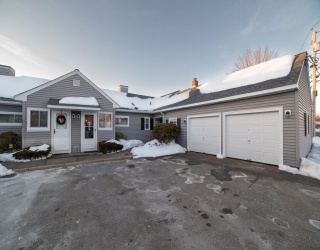 70 Greenwood Ter, Chicopee, Massachusetts, 1 Bedroom Bedrooms, 4 Rooms Rooms,1 BathroomBathrooms,Residential,For Sale,Greenwood Ter,73478153