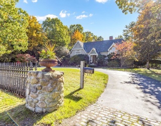 701 Country Way, Scituate, Massachusetts, 5 Bedrooms Bedrooms, 12 Rooms Rooms,3 BathroomsBathrooms,Residential,For Sale,Country Way,73478301