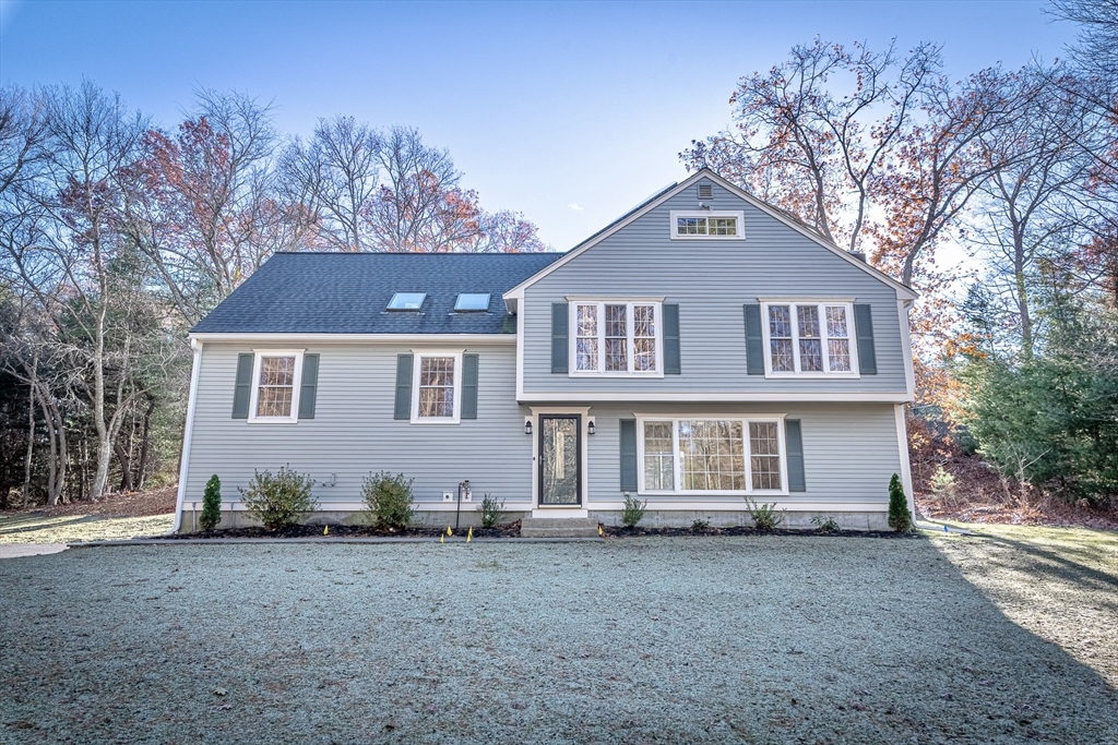 341 Furnace Street, Marshfield, Massachusetts, 4 Bedrooms Bedrooms, 9 Rooms Rooms,2.5 BathroomsBathrooms,Residential,For Sale,Furnace Street,73455613