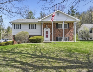 149 Kittredge Road, Pittsfield, Massachusetts, 4 Bedrooms Bedrooms, 8 Rooms Rooms,2.5 BathroomsBathrooms,Residential,For Sale,Kittredge Road,73478420