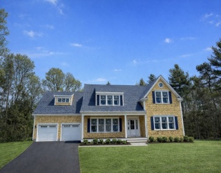 15 Oak Avenue, Bourne, Massachusetts, 4 Bedrooms Bedrooms, 9 Rooms Rooms,3.5 BathroomsBathrooms,Residential,For Sale,Oak Avenue,73478487