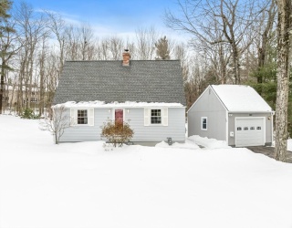 342 Cathy St, Fitchburg, Massachusetts, 3 Bedrooms Bedrooms, 5 Rooms Rooms,1.5 BathroomsBathrooms,Residential,For Sale,Cathy St,73478489