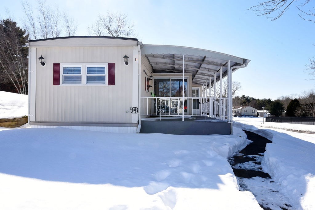 1 Pinehurst, Plymouth, Massachusetts, 2 Bedrooms Bedrooms, 4 Rooms Rooms,2 BathroomsBathrooms,Residential,For Sale,Pinehurst,73478520