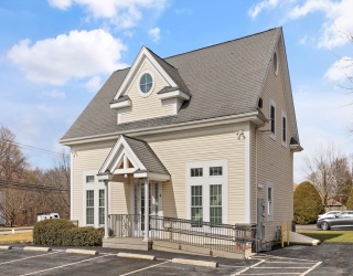 4 Broad St, Plainville, Massachusetts, ,Commercial Sale,For Sale,Broad St,73478549