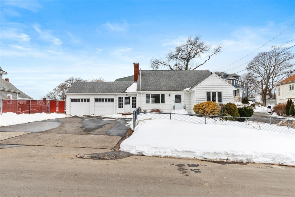 15 Nichols Avenue, Lynn, Massachusetts, 2 Bedrooms Bedrooms, 6 Rooms Rooms,1 BathroomBathrooms,Residential,For Sale,Nichols Avenue,73478459