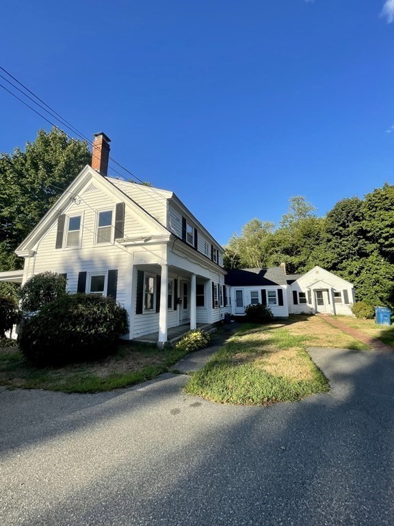 767 N. Main, Randolph, Massachusetts, 3 Bedrooms Bedrooms, 5 Rooms Rooms,1 BathroomBathrooms,Residential Lease,For Rent,N. Main,73433786
