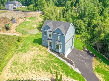 603 South Street, Shrewsbury, Massachusetts, 4 Bedrooms Bedrooms, 12 Rooms Rooms,4 BathroomsBathrooms,Residential Lease,For Rent,South Street,73478689