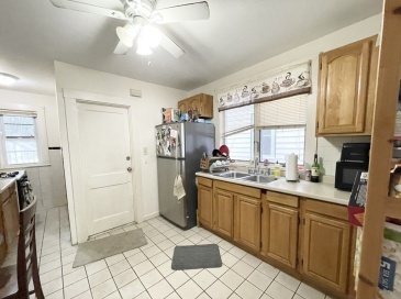 11 Romsey Street, Boston, Massachusetts, 3 Bedrooms Bedrooms, 5 Rooms Rooms,1 BathroomBathrooms,Residential Lease,For Rent,Romsey Street,72783464