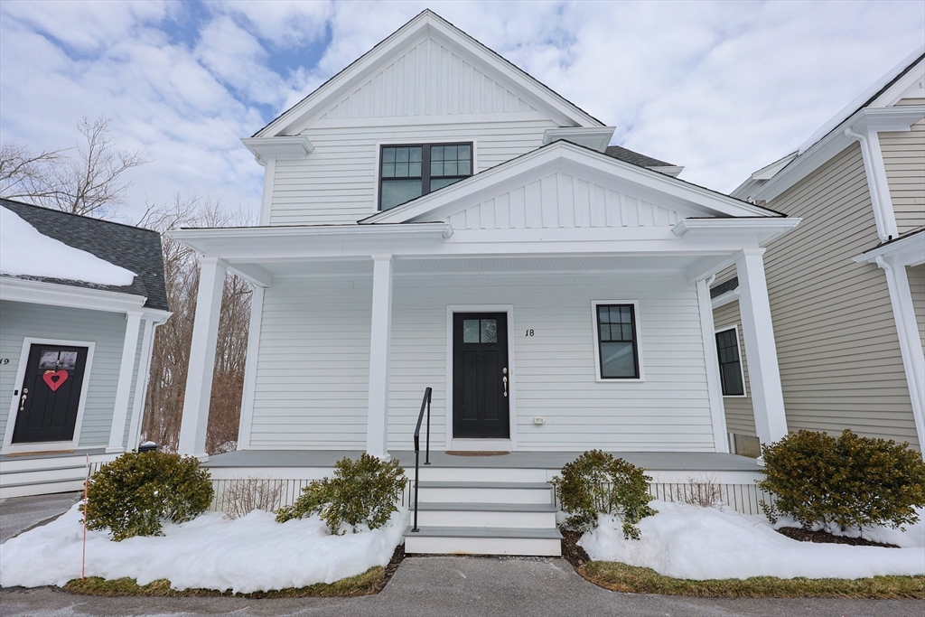 18 Lenox Ln, Easton, Massachusetts, 1 Bedroom Bedrooms, 5 Rooms Rooms,1.5 BathroomsBathrooms,Residential,For Sale,Lenox Ln,73478722