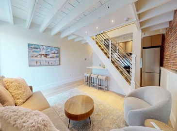 1 Liberty St, Newburyport, Massachusetts, 2 Bedrooms Bedrooms, 4 Rooms Rooms,2 BathroomsBathrooms,Residential Lease,For Rent,Liberty St,73478591