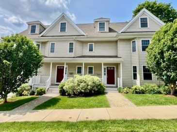 122 Forest Street, Watertown, Massachusetts, 4 Bedrooms Bedrooms, 8 Rooms Rooms,3.5 BathroomsBathrooms,Residential Lease,For Rent,Forest Street,73478641