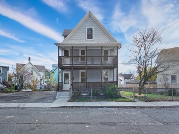 12 Temple St, Holyoke, Massachusetts, 4 Bedrooms Bedrooms, 10 Rooms Rooms,2 BathroomsBathrooms,Residential Income,For Sale,Temple St,73455060