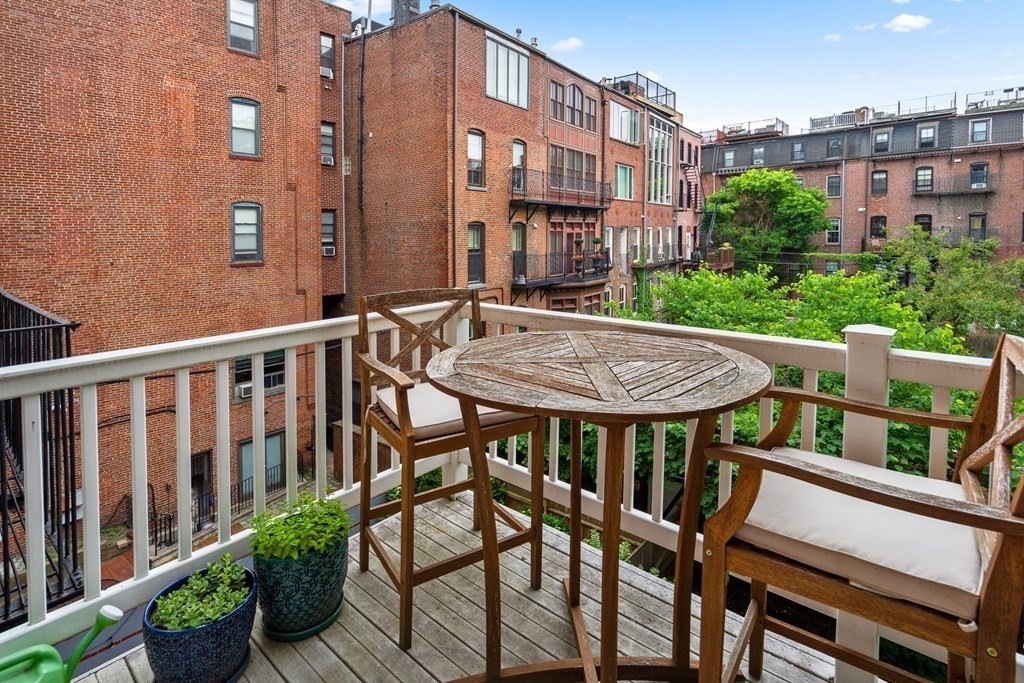406 Columbus Ave, Boston, Massachusetts, 1 Bedroom Bedrooms, 5 Rooms Rooms,1 BathroomBathrooms,Residential Lease,For Rent,Columbus Ave,73474911