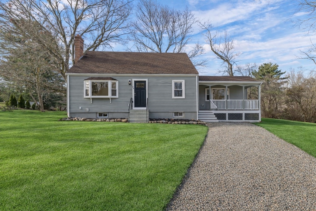 38 Conlyn Ave, Franklin, Massachusetts, 3 Bedrooms Bedrooms, 7 Rooms Rooms,2 BathroomsBathrooms,Residential,For Sale,Conlyn Ave,73465508