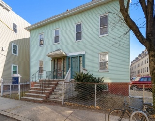 64 Elm St, Cambridge, Massachusetts, 6 Bedrooms Bedrooms, 11 Rooms Rooms,2 BathroomsBathrooms,Residential Income,For Sale,Elm St,73461500