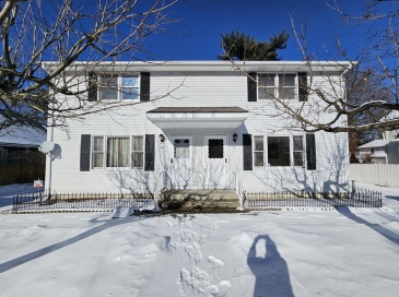 16-18 Blanding St, Springfield, Massachusetts, 4 Bedrooms Bedrooms, 8 Rooms Rooms,3 BathroomsBathrooms,Residential Income,For Sale,Blanding St,73465801