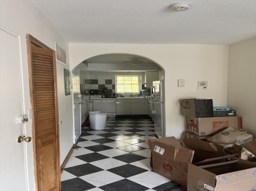 125 Lakeshore Rd, Boston, Massachusetts, 2 Bedrooms Bedrooms, 3 Rooms Rooms,1 BathroomBathrooms,Residential Lease,For Rent,Lakeshore Rd,73478757