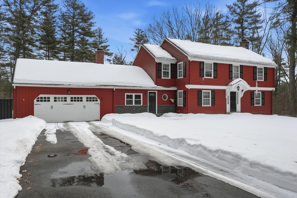 53 Woodcrest Road, Boxford, Massachusetts, 4 Bedrooms Bedrooms, 12 Rooms Rooms,3.5 BathroomsBathrooms,Residential,For Sale,Woodcrest Road,73478888