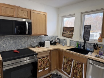 52 Quincy St, Holbrook, Massachusetts, 3 Bedrooms Bedrooms, 6 Rooms Rooms,2 BathroomsBathrooms,Residential,For Sale,Quincy St,73478926