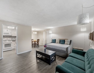 295 Pawtucket Blvd, Lowell, Massachusetts, 2 Bedrooms Bedrooms, 5 Rooms Rooms,1 BathroomBathrooms,Residential,For Sale,Pawtucket Blvd,73478848