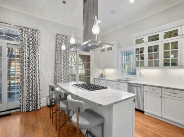 41 Worcester St, Boston, Massachusetts, 3 Bedrooms Bedrooms, 5 Rooms Rooms,2.5 BathroomsBathrooms,Residential,For Sale,Worcester St,73478736