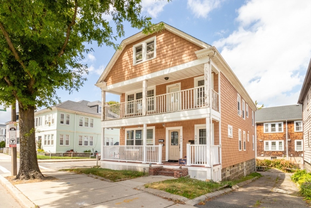 602 Gallivan, Boston, Massachusetts, 2 Bedrooms Bedrooms, 5 Rooms Rooms,1 BathroomBathrooms,Residential Lease,For Rent,Gallivan,73434527