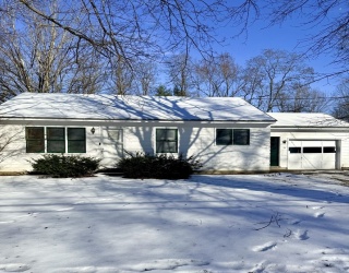 10 Center Rd, Gill, Massachusetts, 2 Bedrooms Bedrooms, 4 Rooms Rooms,1 BathroomBathrooms,Residential,For Sale,Center Rd,73467928