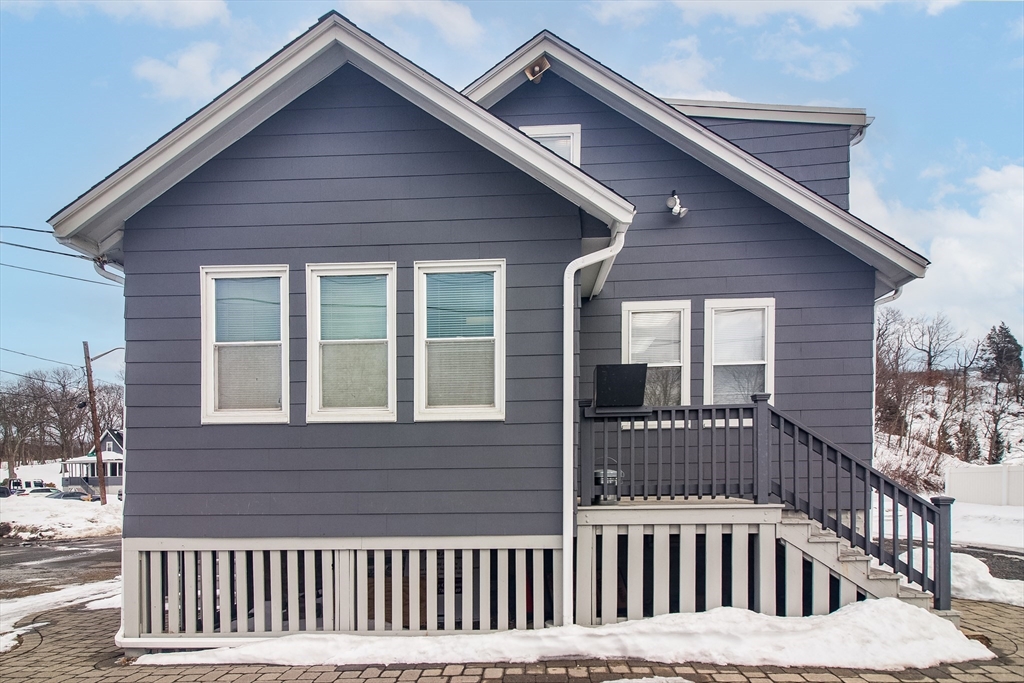 17 Lark Ave, Saugus, Massachusetts, ,Commercial Lease,For Rent,Lark Ave,73478968