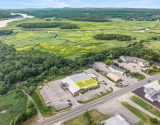 114 Bridge Rd, Salisbury, Massachusetts, ,Commercial Lease,For Rent,Bridge Rd,73478993