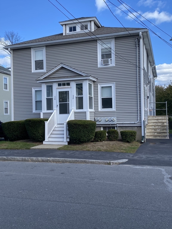 30 Roberts Street, Quincy, Massachusetts, 1 Bedroom Bedrooms, 4 Rooms Rooms,1 BathroomBathrooms,Residential Lease,For Rent,Roberts Street,73478995