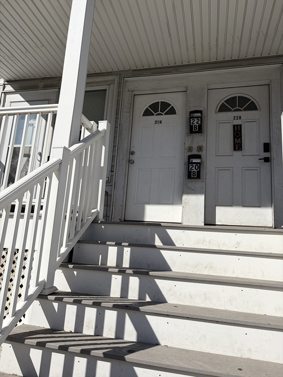 20 Ferry St, Everett, Massachusetts, 2 Bedrooms Bedrooms, 5 Rooms Rooms,1 BathroomBathrooms,Residential,For Sale,Ferry St,73479055