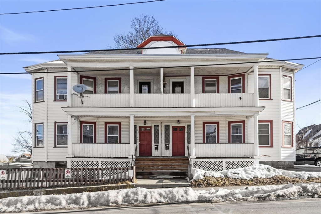 106 School Street, Lowell, Massachusetts, 3 Bedrooms Bedrooms, 6 Rooms Rooms,1 BathroomBathrooms,Residential Lease,For Rent,School Street,73479063