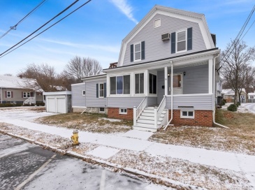 58 Willson Street, Salem, Massachusetts, 4 Bedrooms Bedrooms, 12 Rooms Rooms,3 BathroomsBathrooms,Residential Income,For Sale,Willson Street,73466341